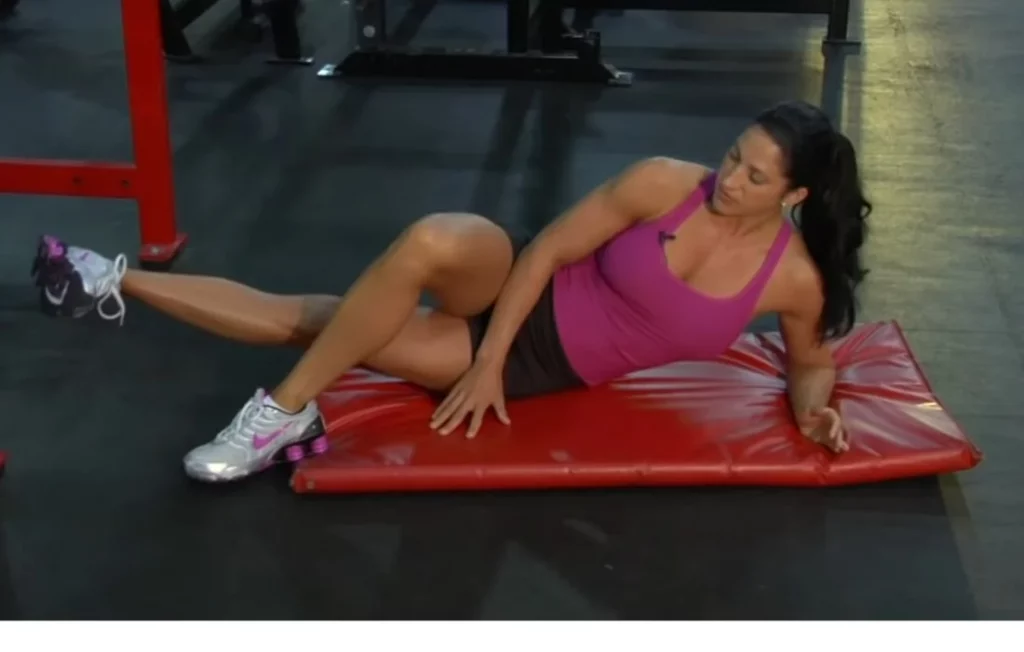 INNER THIGH PULSES EXERCISE